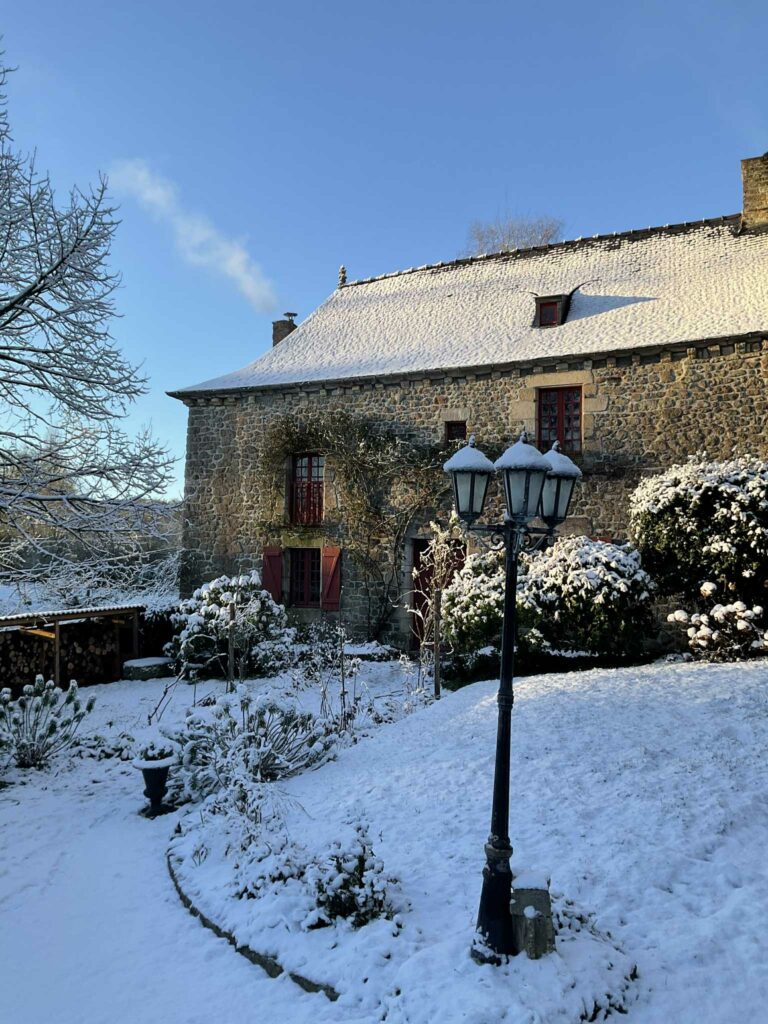 da7de001-17fc-45d8-a7fb-3659568c66e8